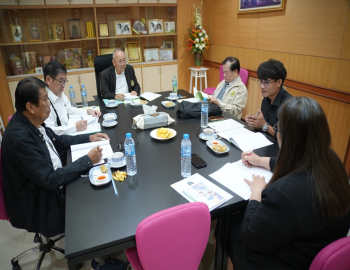 อธิการบดีร่วมประชุมคณะกรรมการมูลนิธิส่งเสริมกิจการมหาวิทยาลัยราชภัฏหมู่บ้านจอมบึง เฉลิมพระเกียรติ 84 พรรษา ครั้งที่ 1/2569