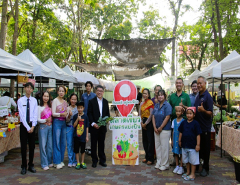 อธิการบดีมหาวิทยาลัยราชภัฏหมู่บ้านจอมบึง ลงพื้นที่เยี่ยมเยียนเครือข่ายตลาดเขียว “เกษตรแบ่งปัน” หนุนพลังชุมชนสู่มหาวิทยาลัยแห่งสุขภาวะ