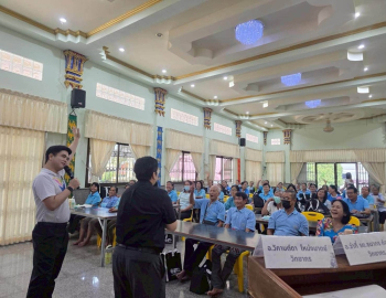 สถาบันวิจัยและพัฒนาจัดกิจกรรมโรงเรียนสร้างสุขผู้สูงอายุองค์การบริหารส่วนตำบลดอนแร่ ส่งเสริมการสูงวัยอย่างมีคุณภาพ
