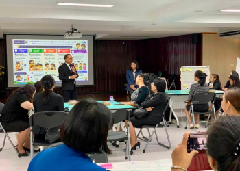 คณะวิทยาศาสตร์และเทคโนโลยี มรภ.หมู่บ้านจอมบึงสรุปผลโครงการส่งเสริมศักยภาพการจัดการเรียนรู้ด้านวิทยาศาสตร์ คณิตศาสตร์ และเทคโนโลยี มุ่งยกระดับคุณภาพการศึกษาโรงเรียนเครือข่าย