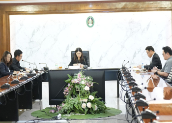 สำนักส่งเสริมวิชาการและงานทะเบียน มรภ.หมู่บ้านจอมบึง จัดประชุมคณะกรรมการบัณฑิตศึกษา ครั้งที่ 3/2569