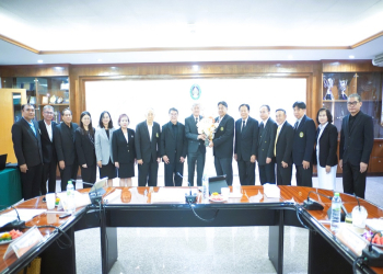 การประชุมสภามหาวิทยาลัยราชภัฏหมู่บ้านจอมบึง ครั้งที่ 3/2569 พร้อมร่วมแสดงความยินดีนายกสภาฯ และอธิการบดี