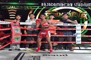 ขอแสดงความยินดีกับ “ต้นน้ำ ศีลธรรม” นักศึกษามวยไทยศึกษาและพลศึกษา คว้าชัยศึกเพชรยินดีมวยไทยพรีเมี่ยม