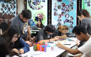 คณะวิทยาการจัดการ จัดอบรมเชิงปฏิบัติการถ่ายทอดองค์ความรู้ผลิตภัณฑ์เครื่องหนัง MARAH