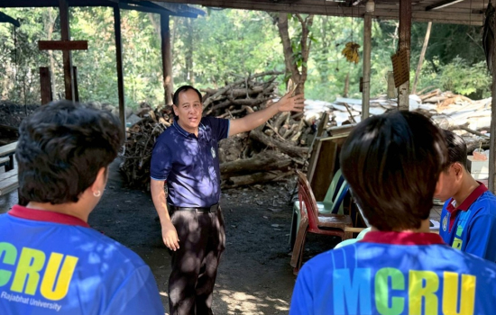 รายวิชาวิศวกรสังคม มรภ.หมู่บ้านจอมบึง ลงพื้นที่ชุมชนหนองบัวค่าย วิเคราะห์พลังงานและมลภาวะ ขับเคลื่อนชุมชนสู่ Low Carbon