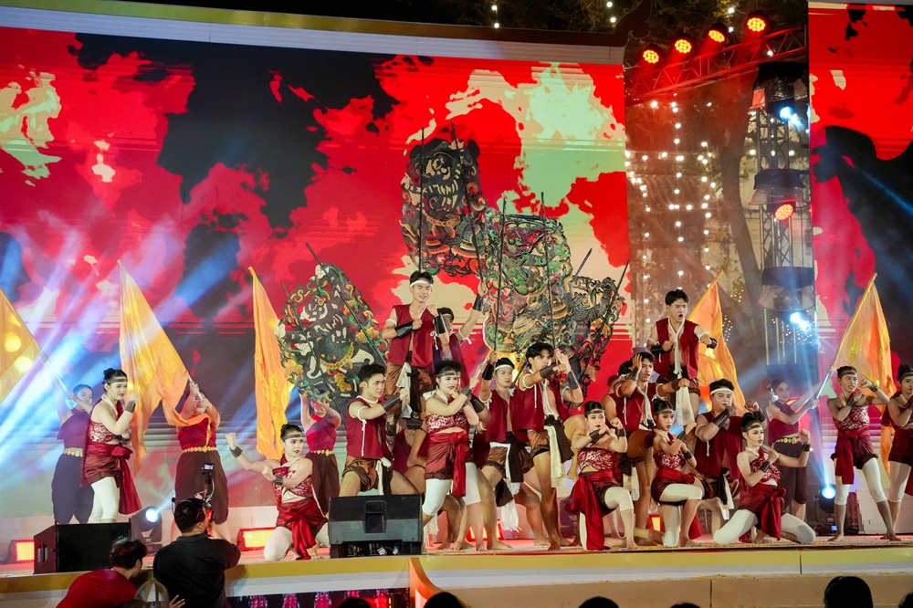 บรรยากาศการ 8