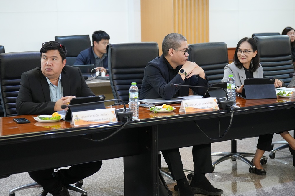 บรรยากาศการ 8