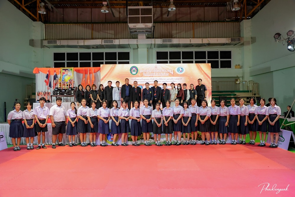 บรรยากาศการ 8