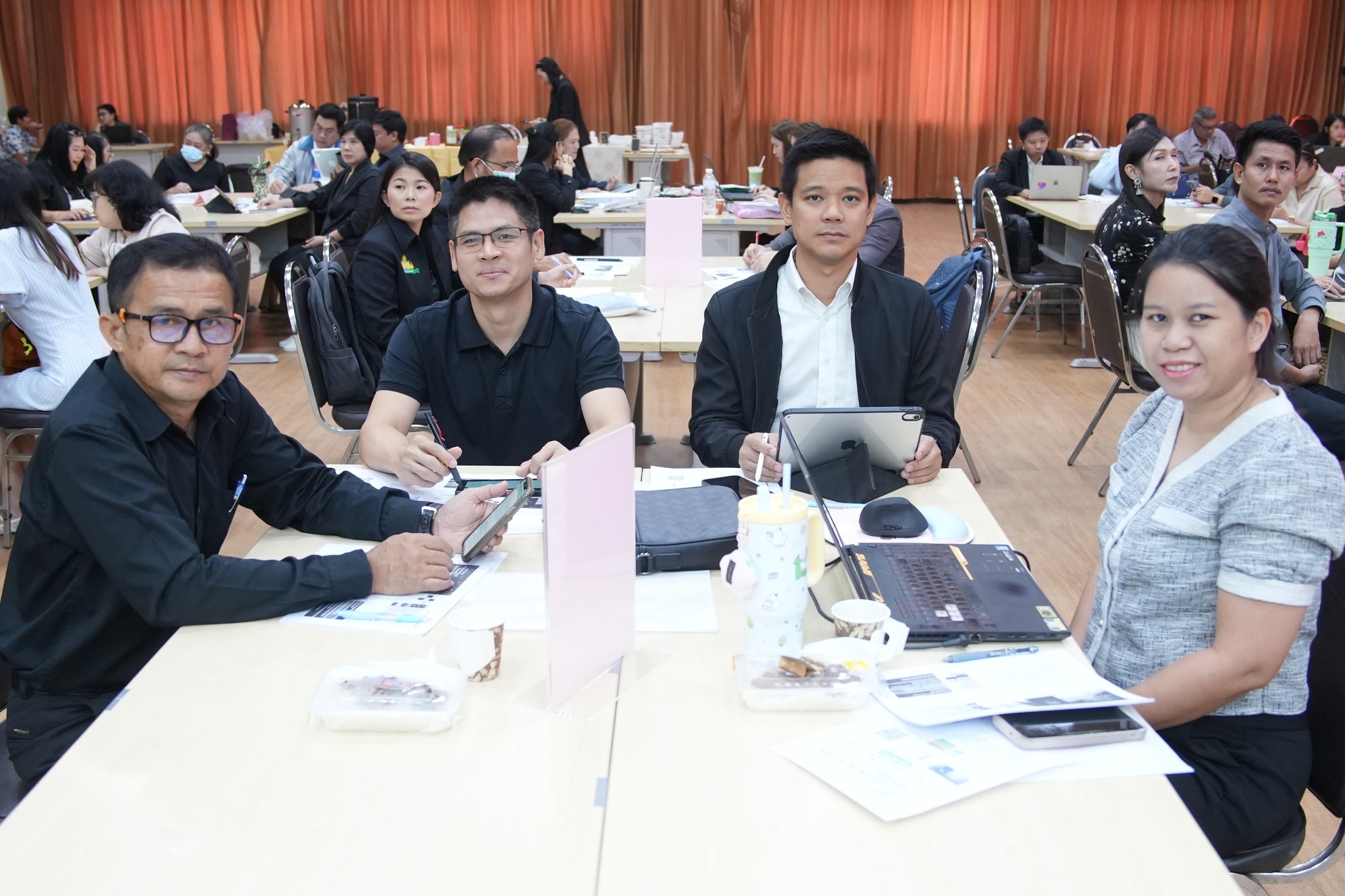 บรรยากาศการ 6