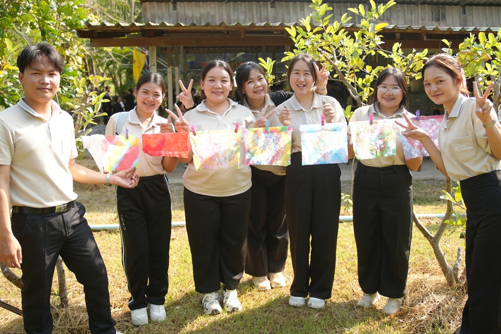 บรรยากาศการ 8