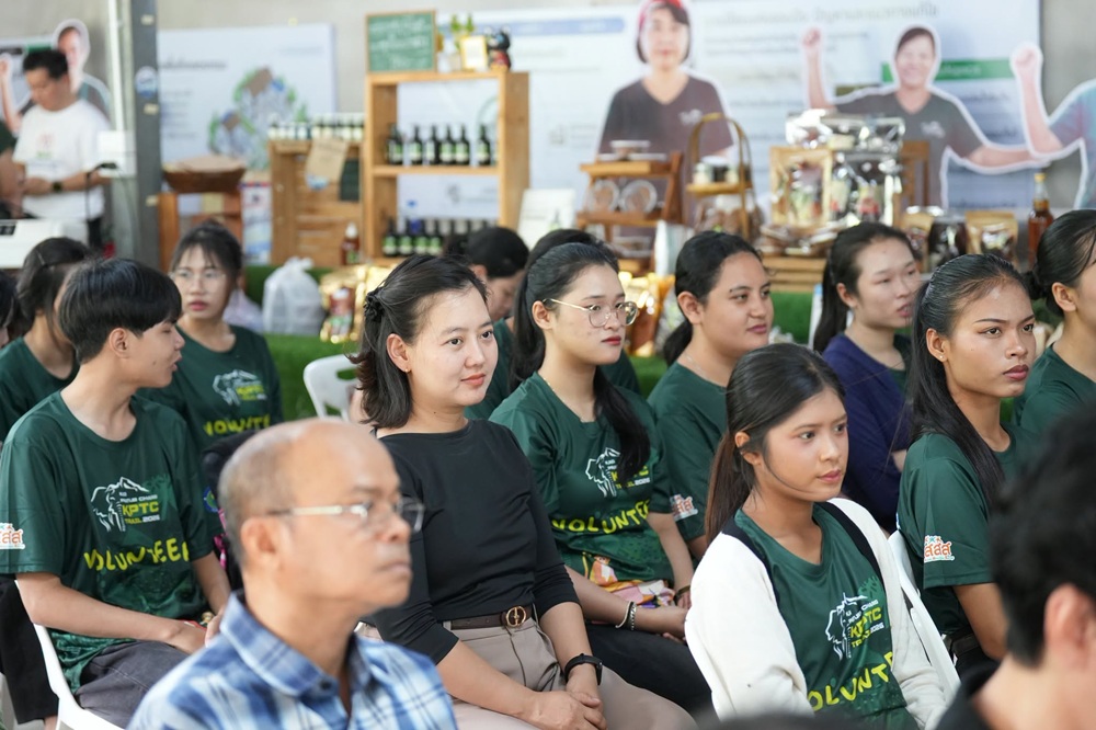บรรยากาศการ 4