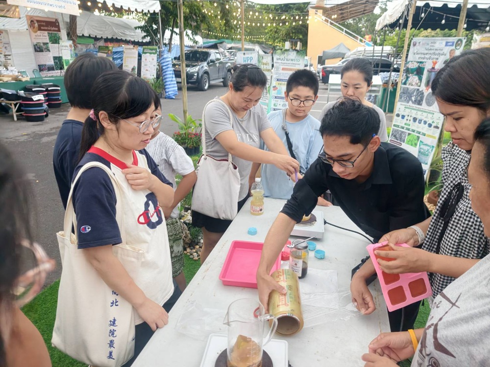 บรรยากาศการ 5