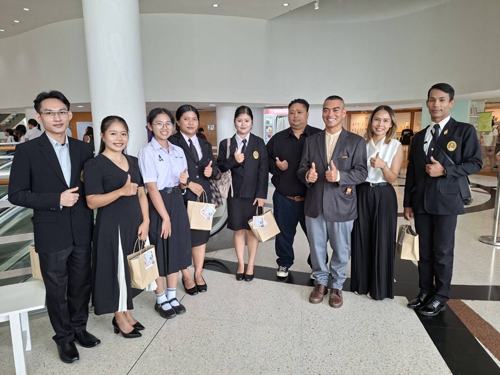 บรรยากาศการ 9