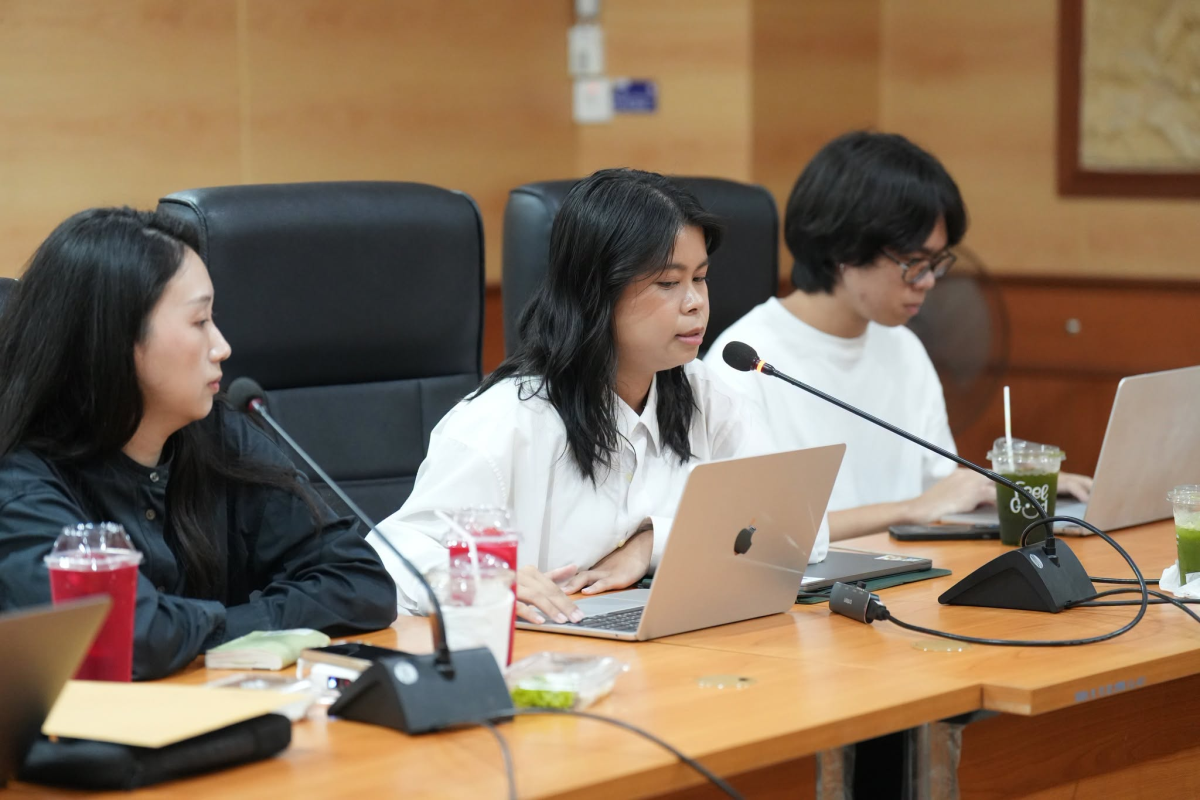 บรรยากาศการ 5