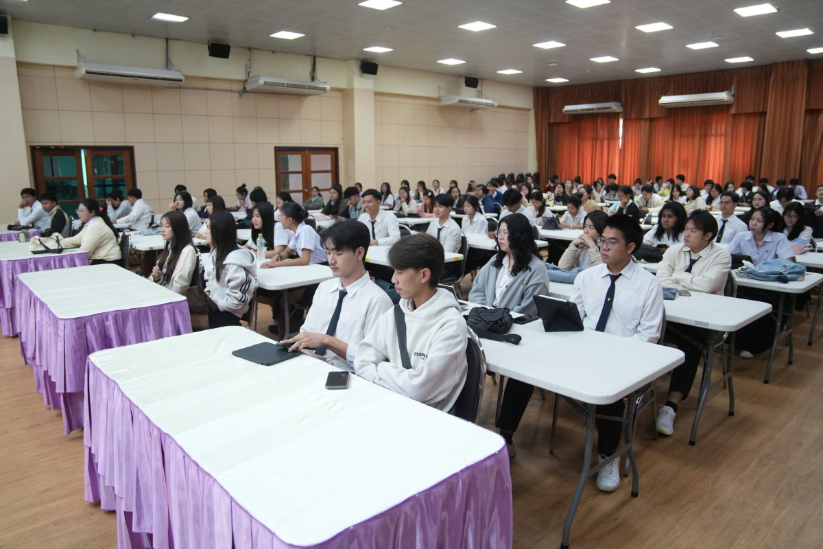 บรรยากาศการ 4