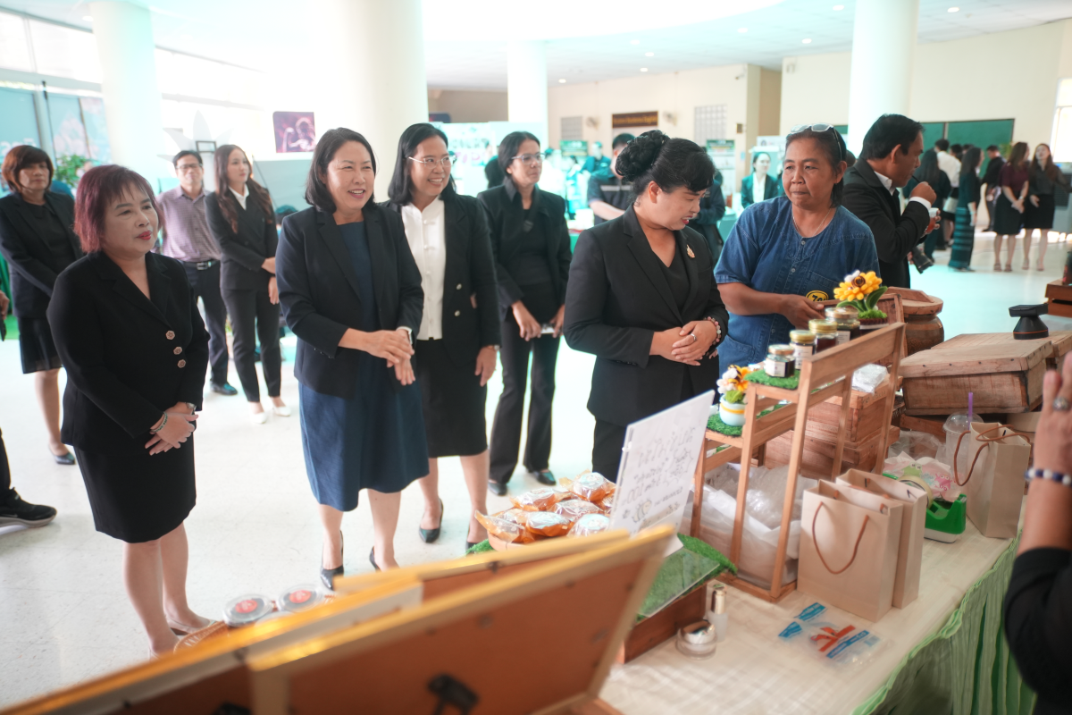 บรรยากาศการ 9