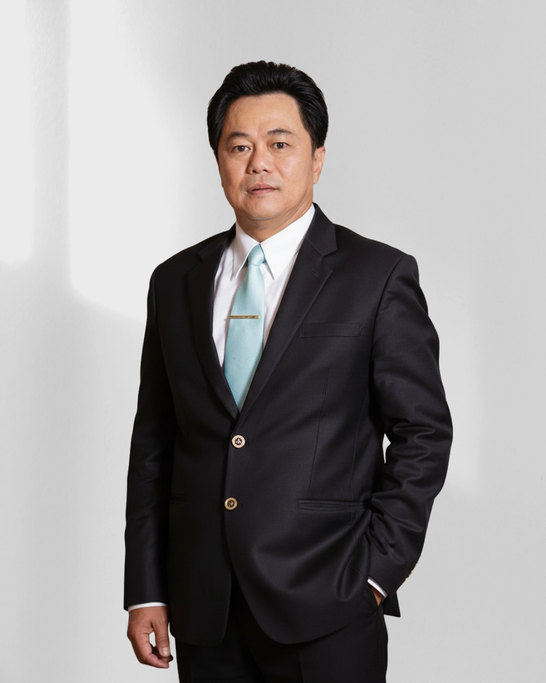 นายกอบชัย