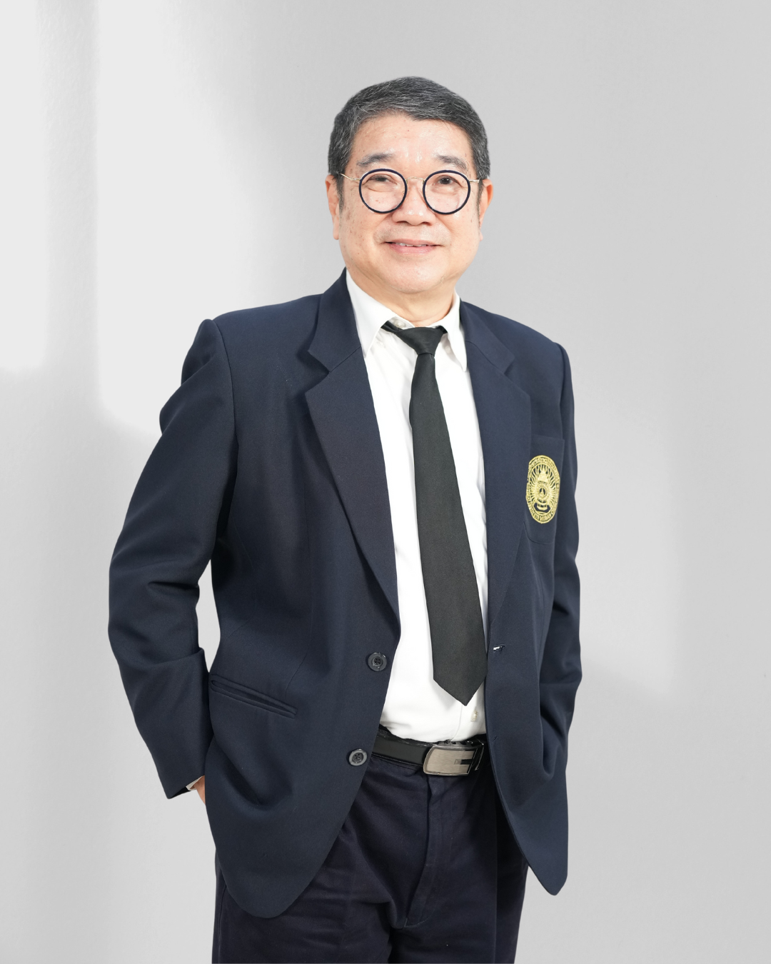 ผศ.อรรถพล