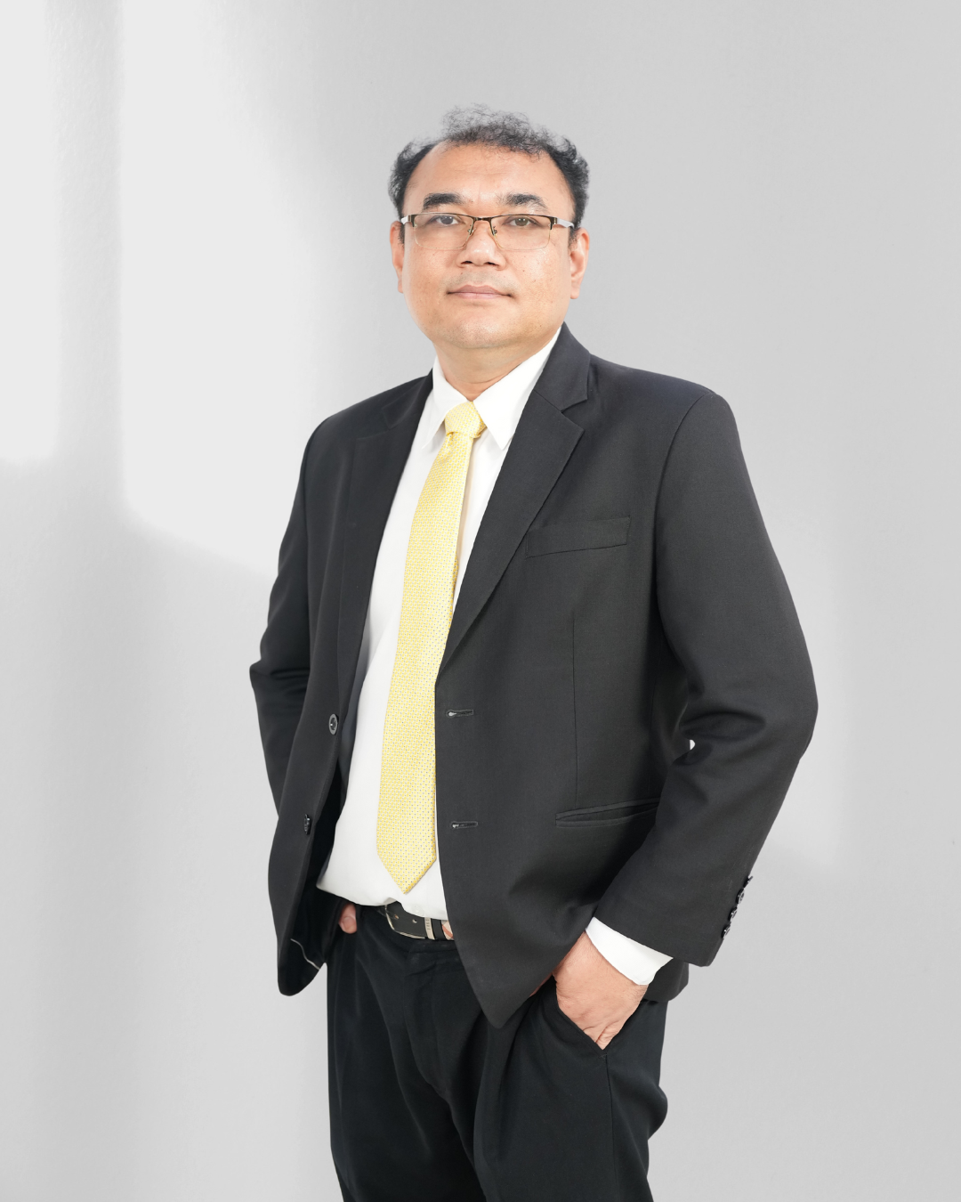 ผศ.ดร.สันติ