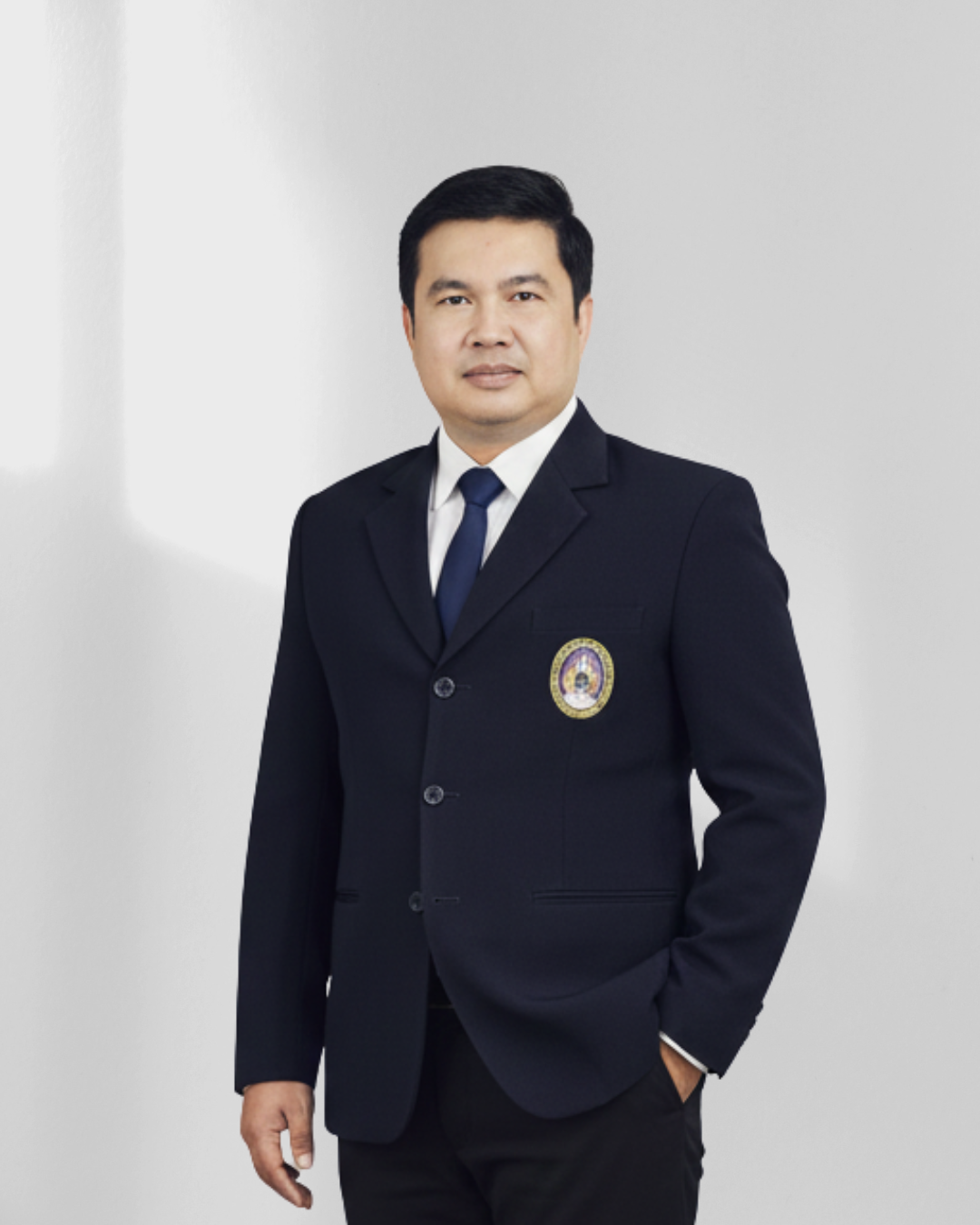 อ.ดร.นาวิน