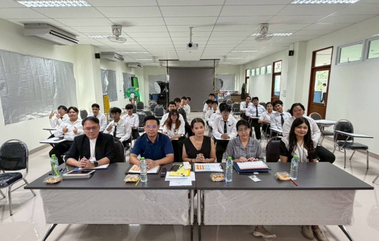 สาขาวิชาเทคโนโลยีดิจิทัลมีเดีย จัดโครงการสัมมนาหลังกลับและการนำเสนอโครงงานสหกิจศึกษา  ภาคเรียนที่ 1 ปีการศึกษา 2568