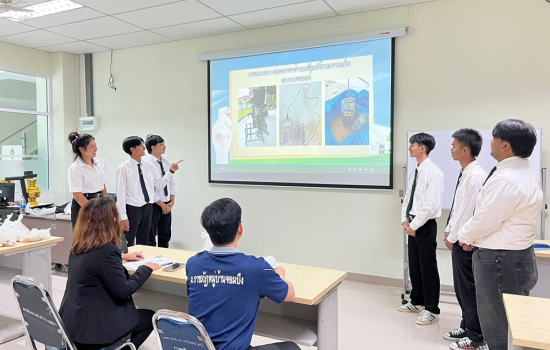 นักศึกษาสาขาเทคโนโลยีอุตสาหกรรมการผลิต นำเสนอโครงงาน “พัฒนาเครื่องสีข้าวขนาดเล็กเอนกประสงค์”