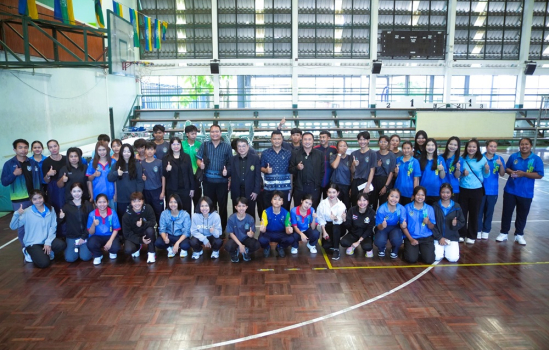 มรภ.หมู่บ้านจอมบึง ส่งทัพนักกีฬาสู้ศึก “ธัญบุรีเกมส์” พร้อมอธิการบดีให้โอวาท ขอส่งแรงใจให้ทีมมหาวิทยาลัยสู้เต็มที่